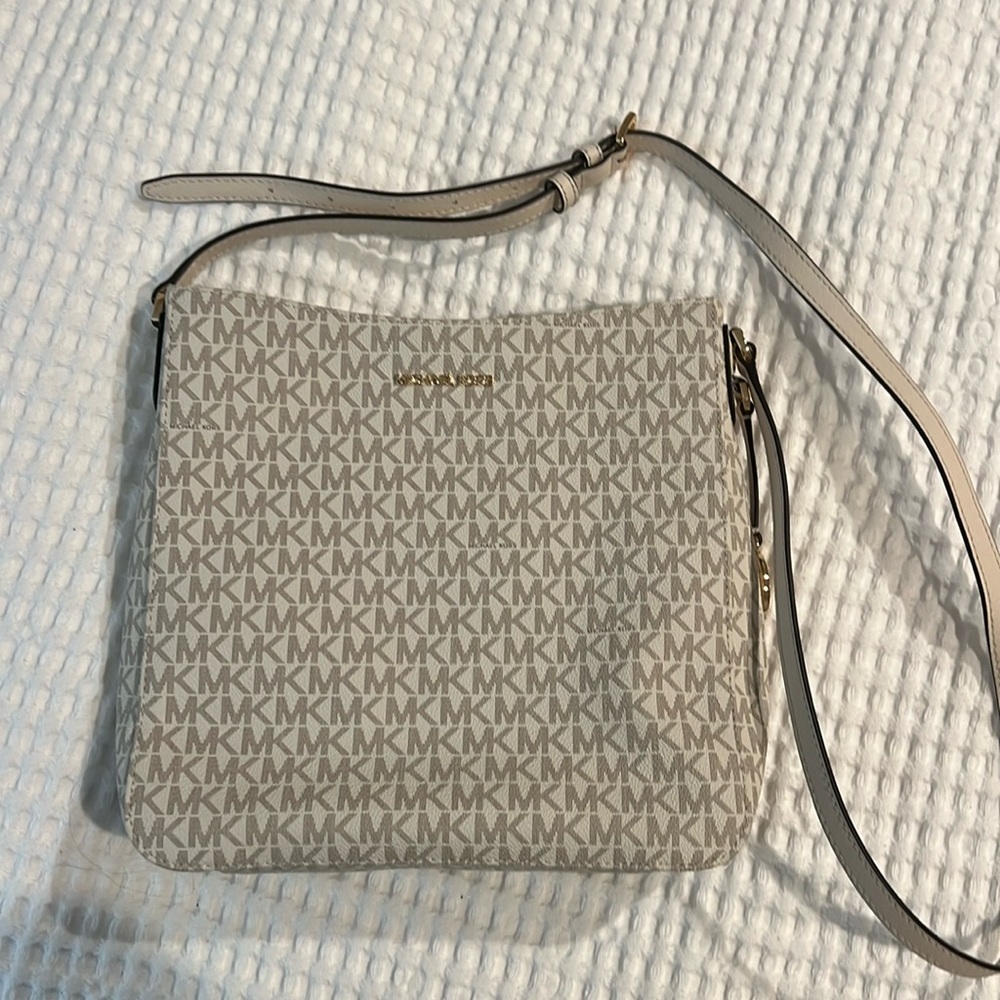🛍️Michael Kors Crossbody bag New W/Tags